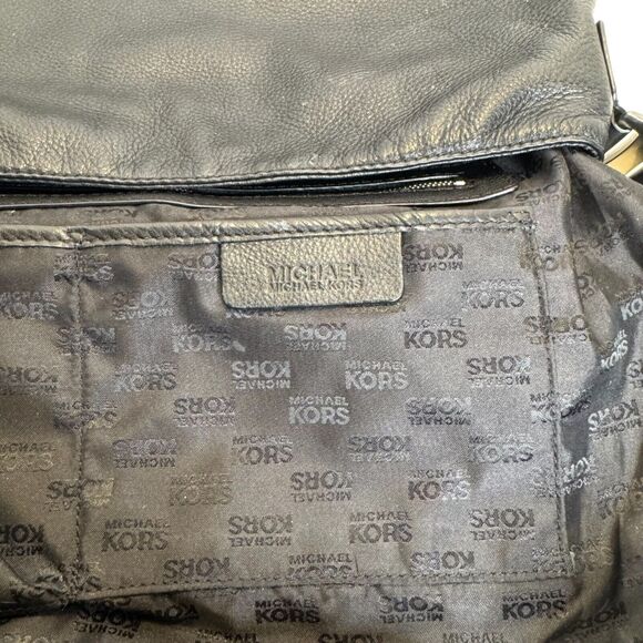 Michael Kors Black Pebbled Leather Shoulder Bag Hobo with Silver Hardware - Picture 10 of 13